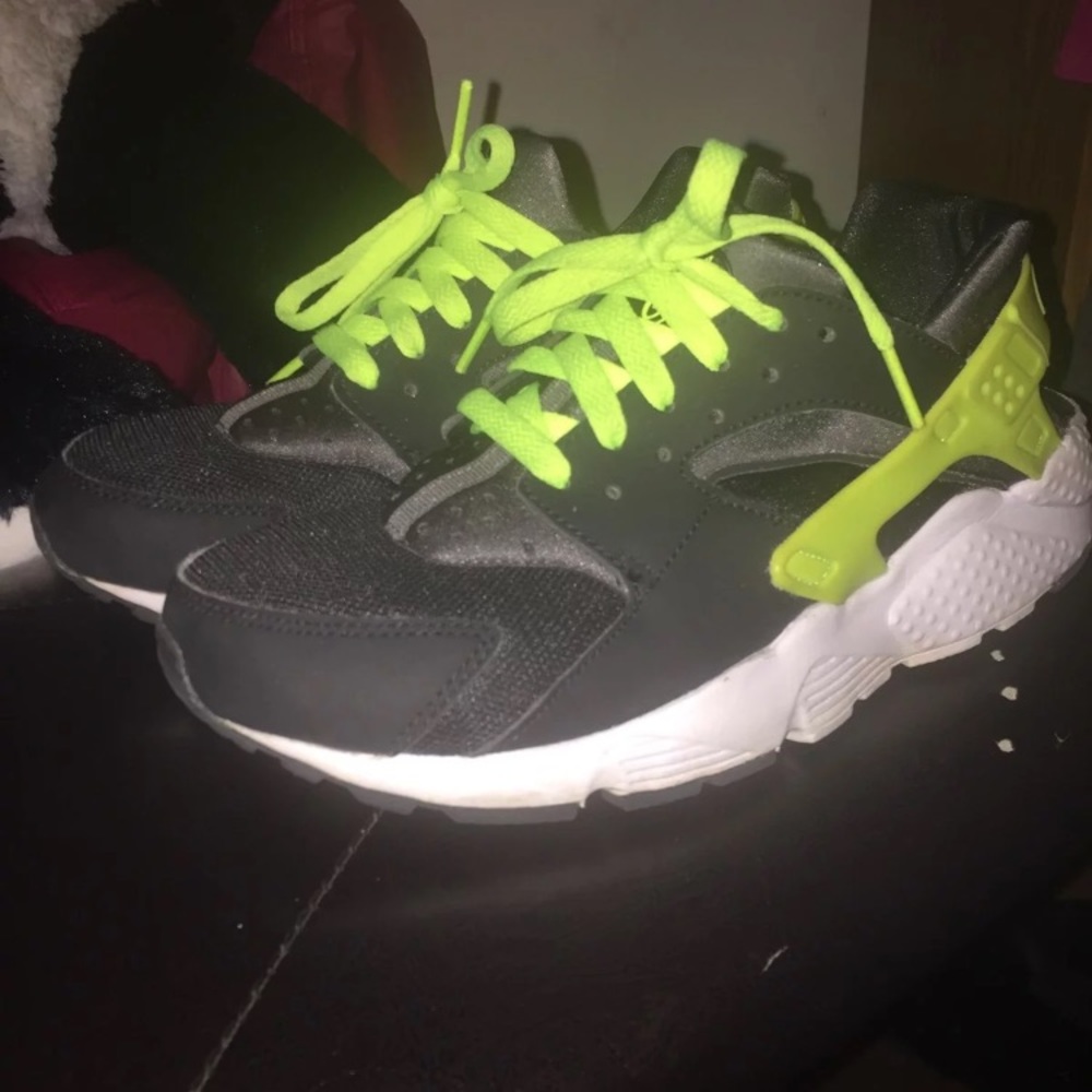Nike huaraches